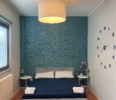 5C12AC02 090E 44F0 9275 DB70C58DC2DA