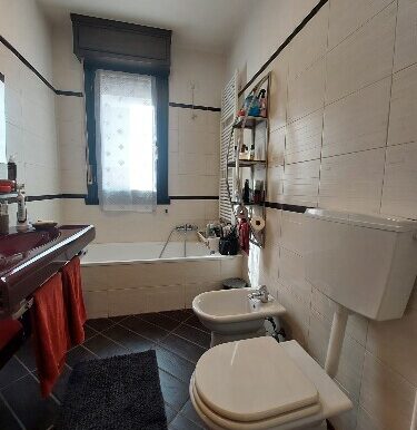 96B69F6D 2354 4785 8771 8FC5CAD1B378