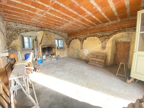 B3A56F81 2515 47CD 8798 9FFF436BF303