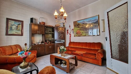 05122690 D2B5 4592 8DC4 9B7F74A36C71 2