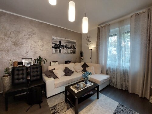 43CAB6AE 7E8C 4332 AD8B A73CA224CC0E