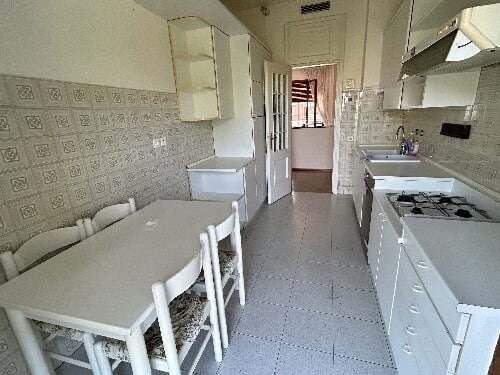 47EB03D5 ABC7 427F A8EC FEE3C50743F6