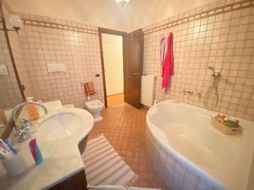 642BD997 D07A 445A 9E98 ED6430A73658