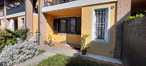 76B9D6B2 A20F 48BC 8CE6 6B84A4F4480C 1