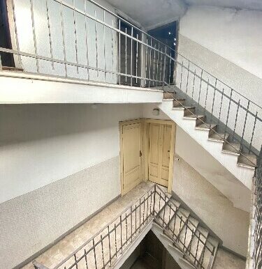 E549944F B5FB 43D7 95C4 3F8F67F3CA30