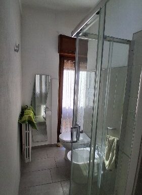 E3D49D63 CBE2 41FF B896 6CCB6AFAEF3D 1