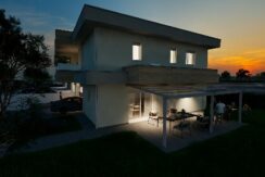 66132BB3 8994 4CDF 9CB7 973C0D1CF68C 2