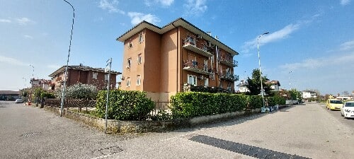 7C013F12 749D 41D0 AE51 A68D28803C10 1