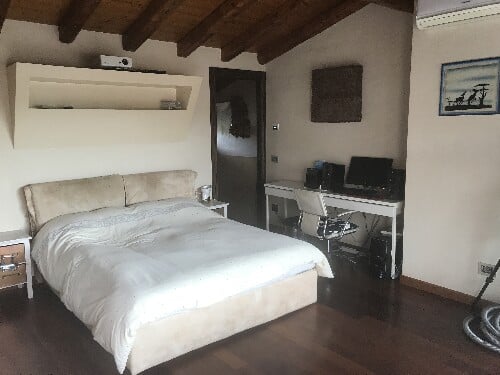 A3E345FE 8888 4CAC 94D9 A21377A21EC6