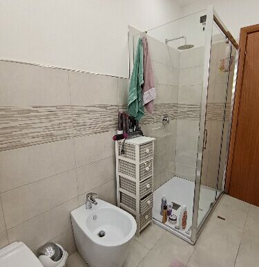 E51251DE 1D42 4500 BC6D BABF5D7FE435