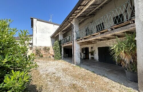 4345B4A1 2A63 4D4D BCA3 A1ECA7CDA92D