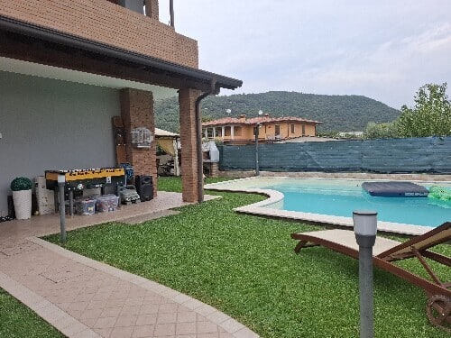 56B56EE6 2DE3 442A 89AB 649FFC8ADEC4 2