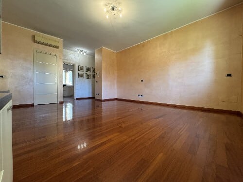 0CC9E484 7397 42FE 9E1C BD3BE17033F5