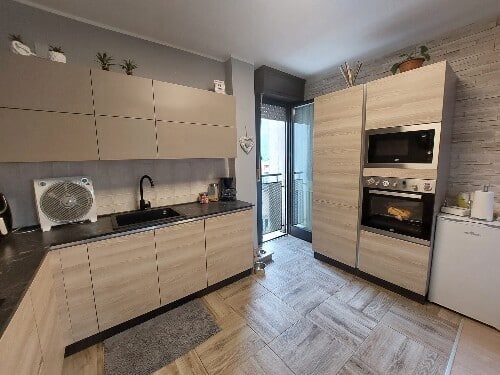 EB4D0513 CFD7 4738 B7E7 F3559E6E1E8B