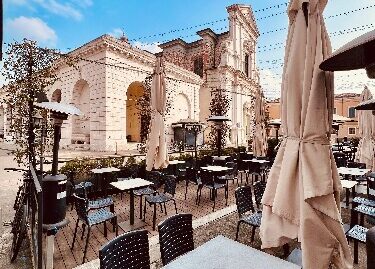 Piazza Arnaldo